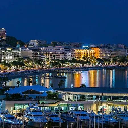 Stunning 2 Bedroom Flat, 2 Min From The Croisette * كان